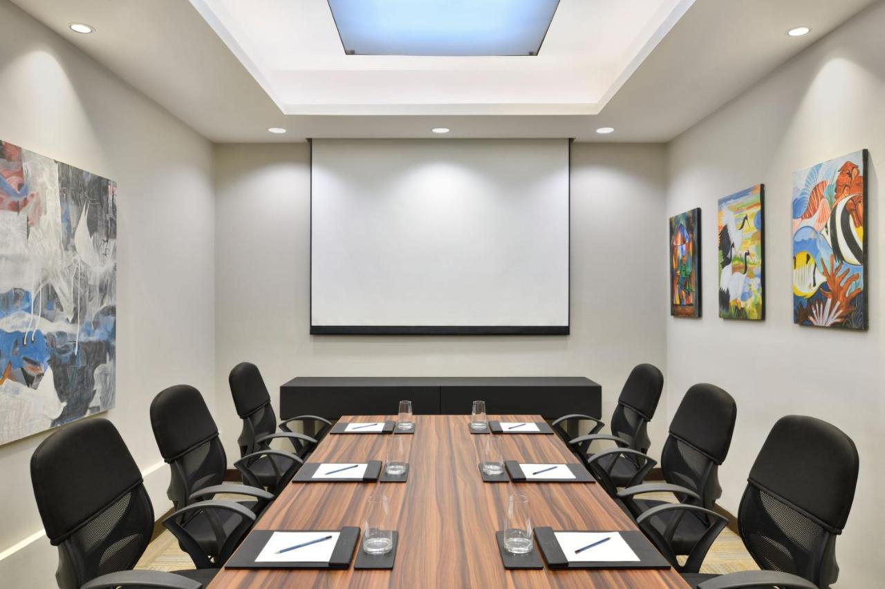 Four Points By Sheraton Navi Mumbai, Vashi Esterno foto